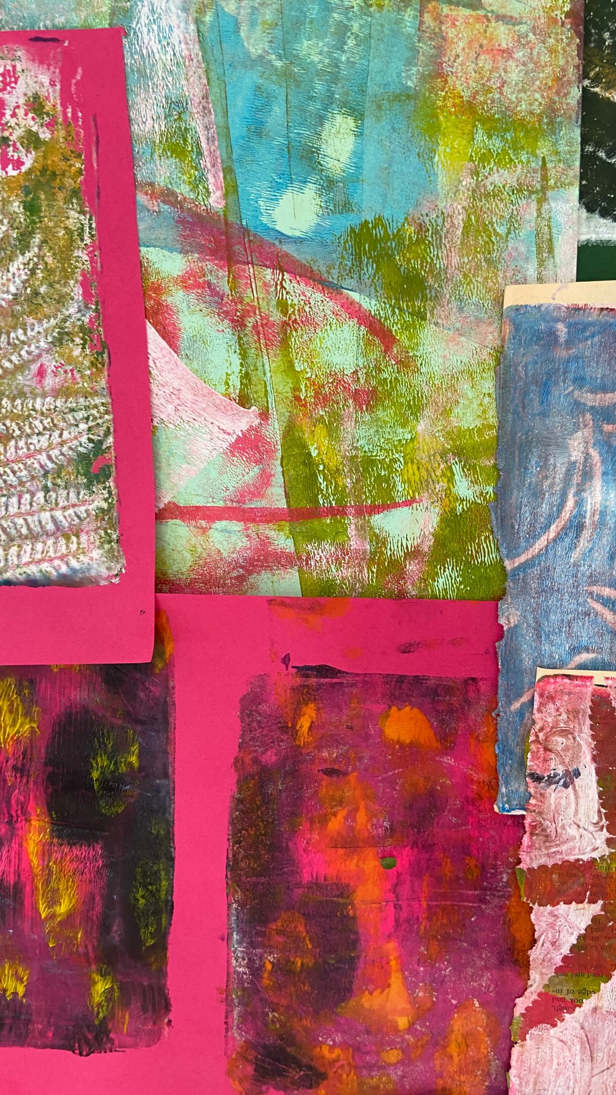 Yesterday’s workshop was full of colour, creativity and experimentation as 13 lovely ladies explored the magical world of gelli plate printing 

Layers of paint, texture, botanical details and playful mark-making came together to create beautifully unique prints — each one completely different and full of personality. There’s something so joyful about the freedom of printing and not quite knowing what will emerge next!

This reel captures some of the experimental printing process… but the real transformation is still to come 👀
Next up: turning these prints into beautiful 3D birds and butterflies 🕊️🦋
Watch this space…

#gelli #mixedmediaart #creativeworkshop #gelliprinting #artworkshopuk

: